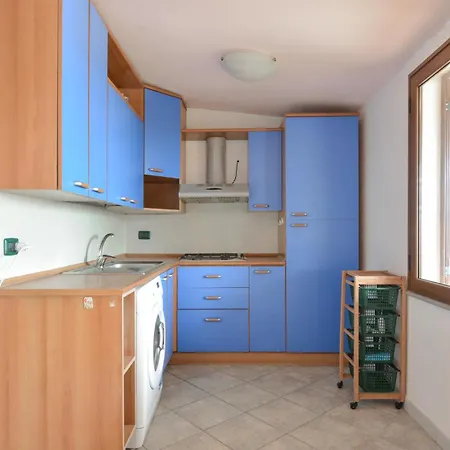 Apartment Lovely In With Wifi Ilbono